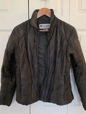 Columbia | Black And Grey Quilted Puffy Jacket Sz S